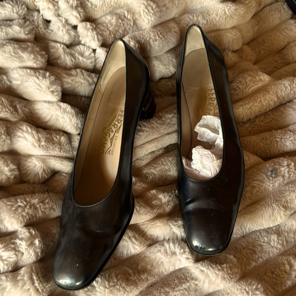 Ferragamo classy heels